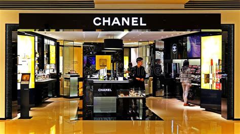 chanel makeup outlet uk|Chanel cosmetics price list.